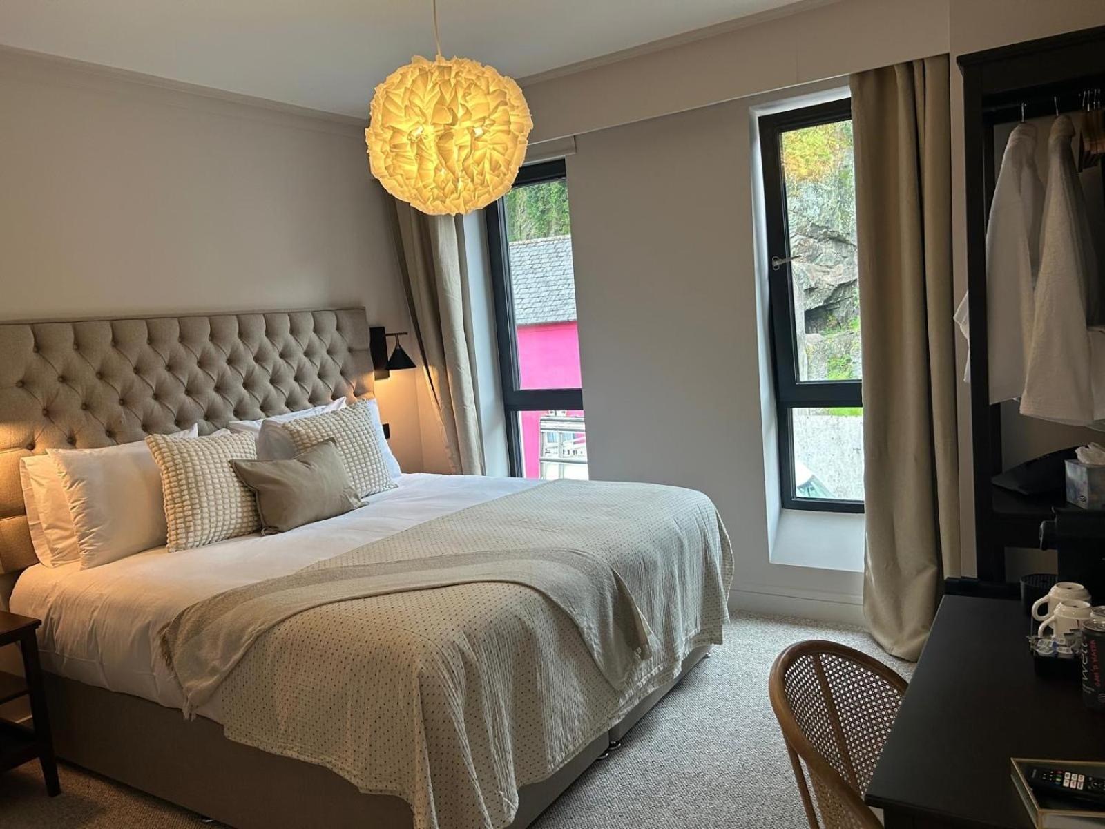 The Glen Quarter Hotel Kinsale Bagian luar foto